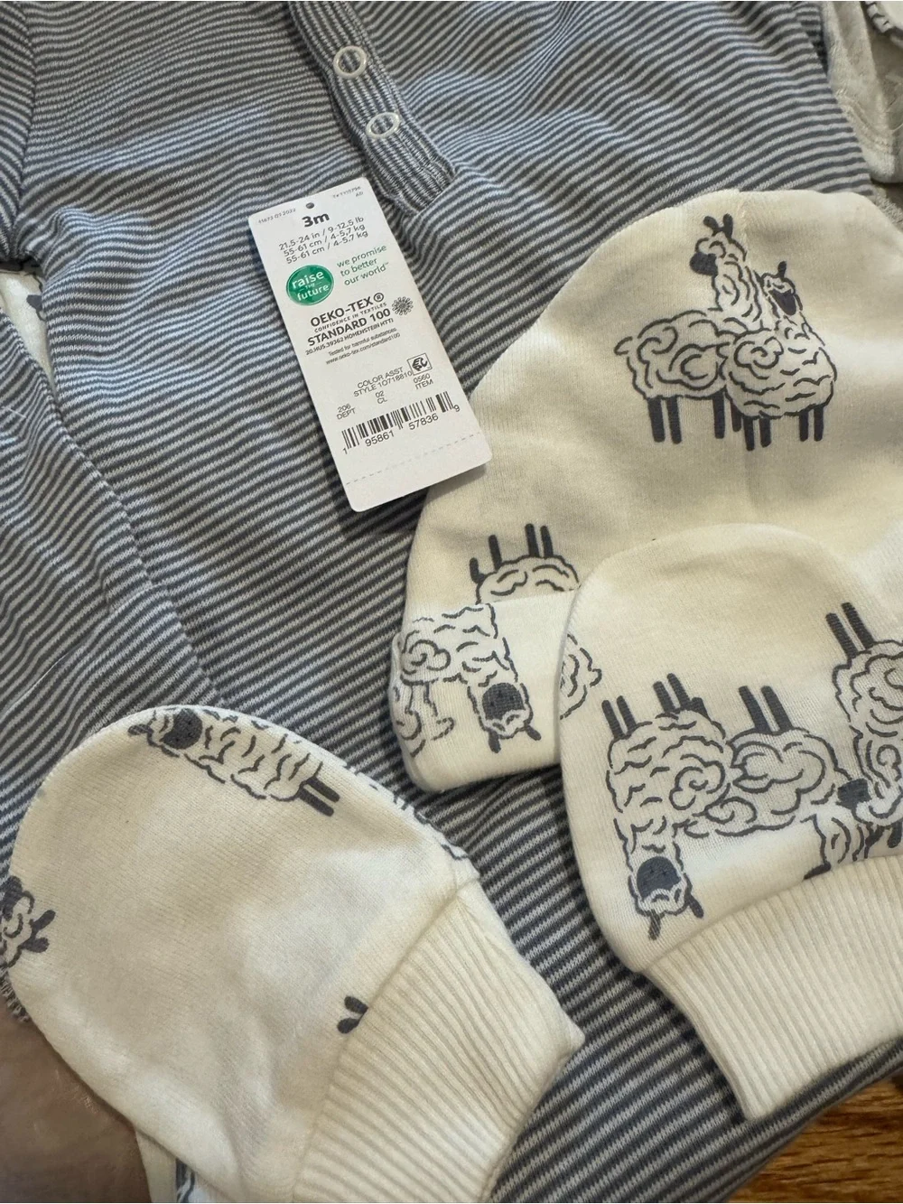 8 piece set carters boy set 3m new w tags and gift set cotton blue stripe sheep